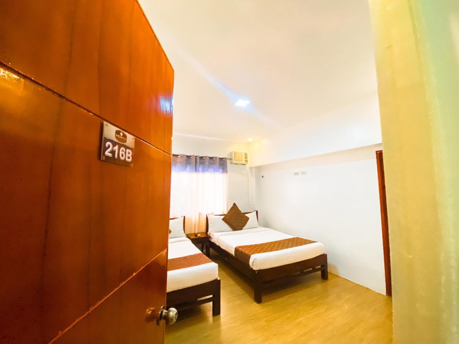 Hortz Hotels And Resorts Tagaytay City Dış mekan fotoğraf