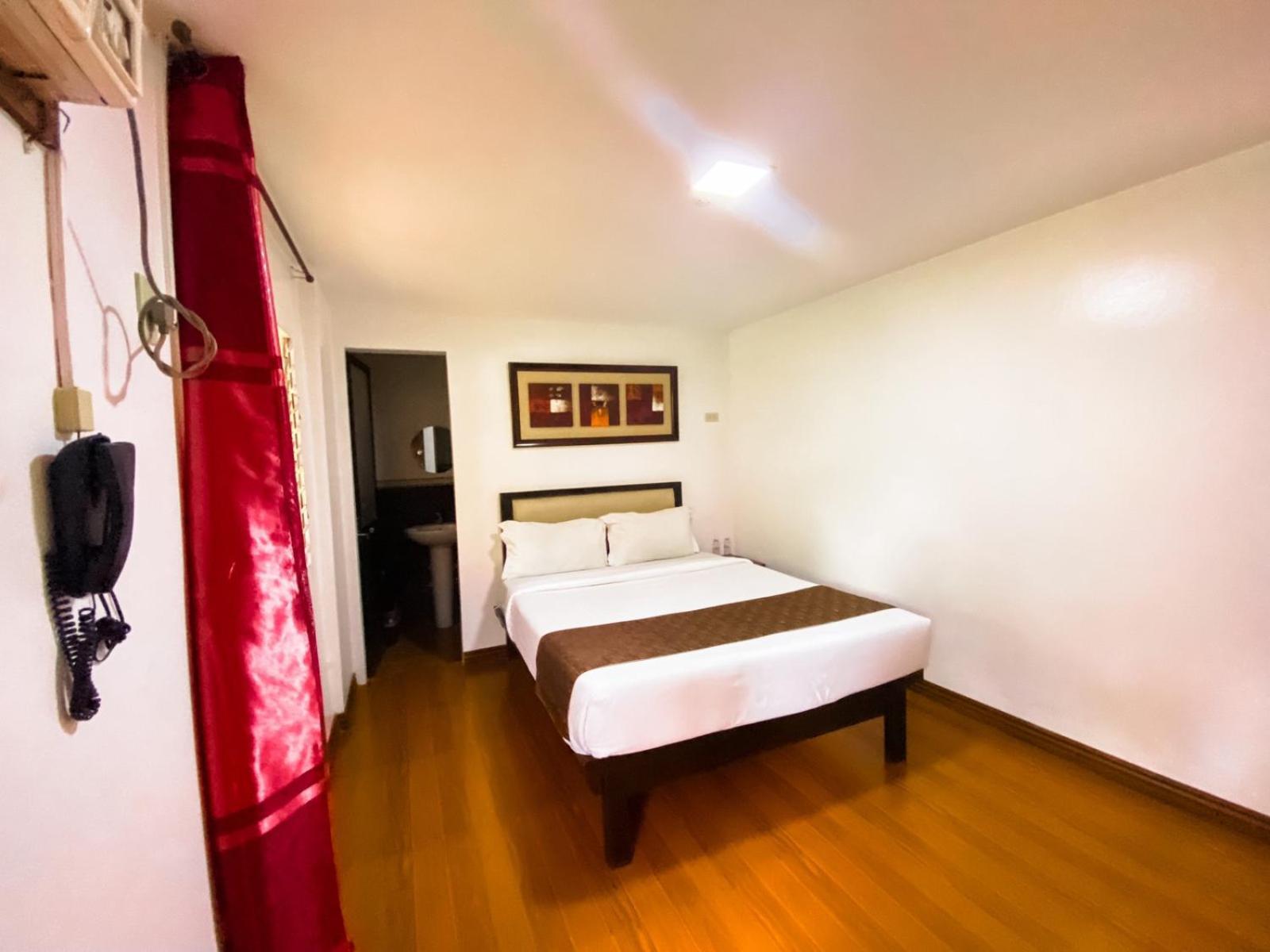 Hortz Hotels And Resorts Tagaytay City Dış mekan fotoğraf